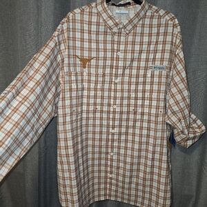 Columbia Men's Texas Longhorns Long Sleeve Button Down Fishing Shirt
